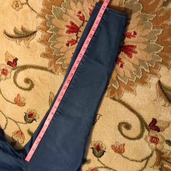 Gap Side Button High Rise Universal Legging Dark Wash 4/27 Short - Picture 10 of 13